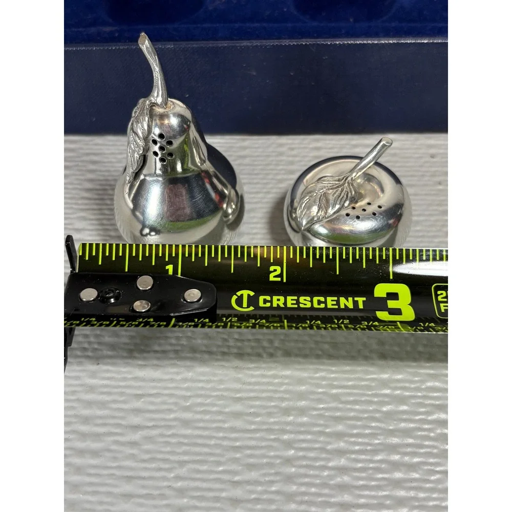 Kirk Stieff Pewter Salt and Pepper Shakers Set‎ Apple Pear 4pc Vintage with Box
